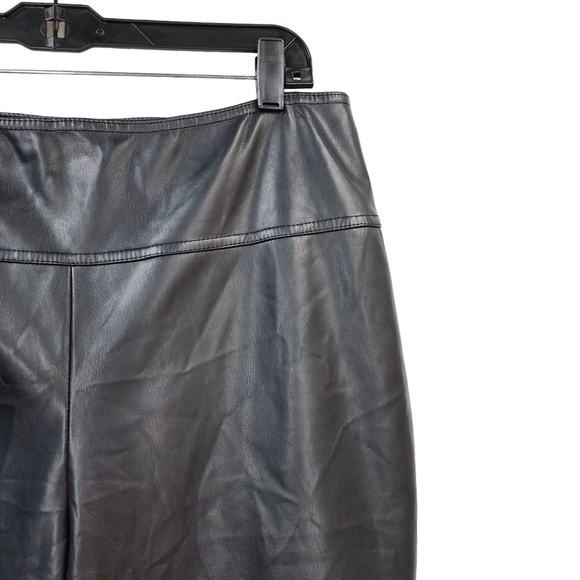 We Wore What Women's Vegan Leather Stirrup Legging - XL - Picture 3 of 7